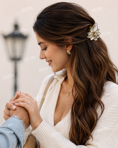 Plastic Chick Flower Hair Clip