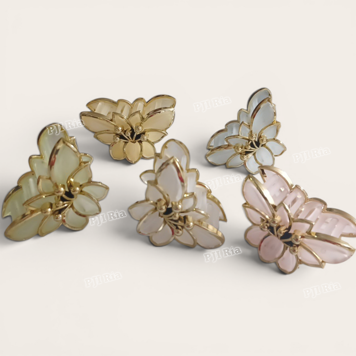 Plastic Chick Flower Hair Clip